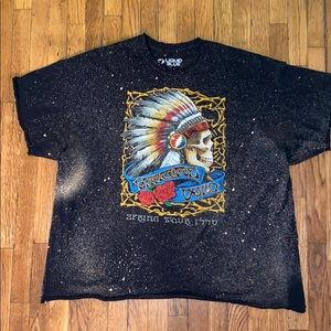 Distressed Greatful Dead tee